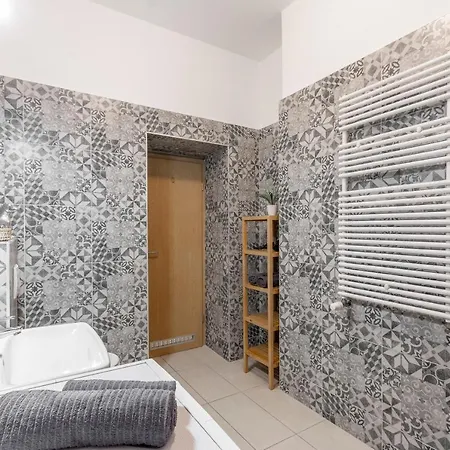 דירה Cozy By Bella In The Heart Of *